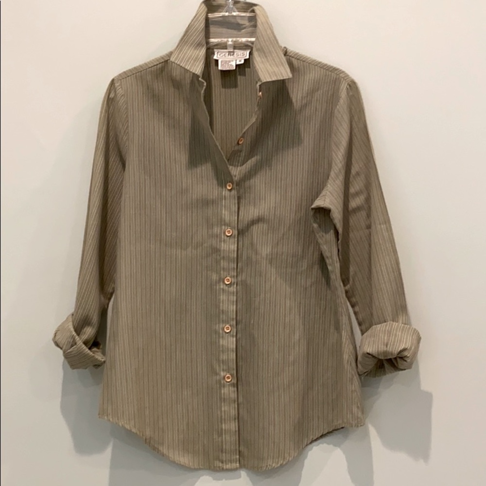 Gorgeous, lightweight cotton blouse size medium